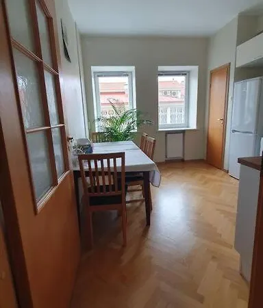 Spacious Old Town In Heart Of Tallinn