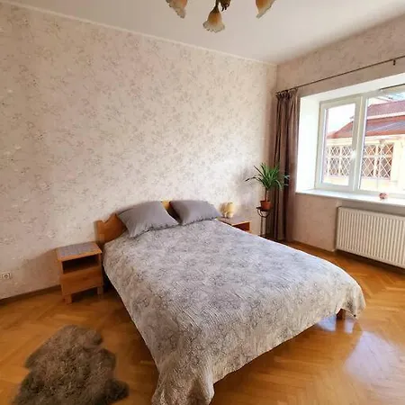 Apartman Spacious Old Town In Heart Of *